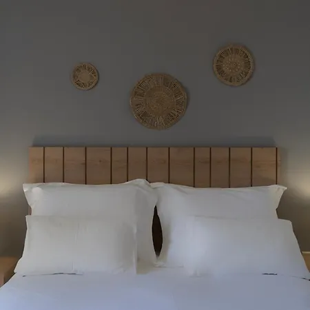 Rondo'S Hotel Himare Room photo