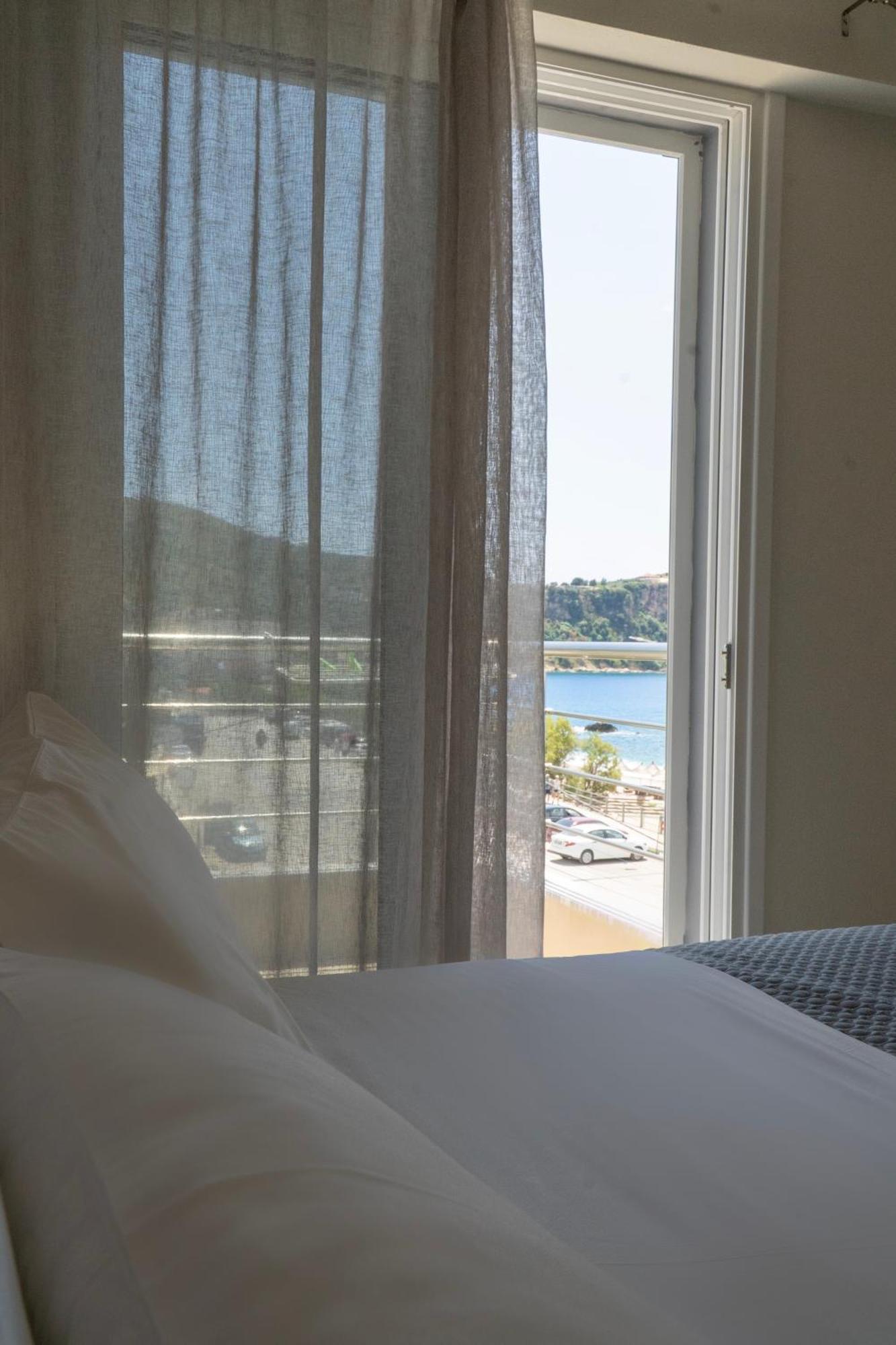 Rondo's Hotel